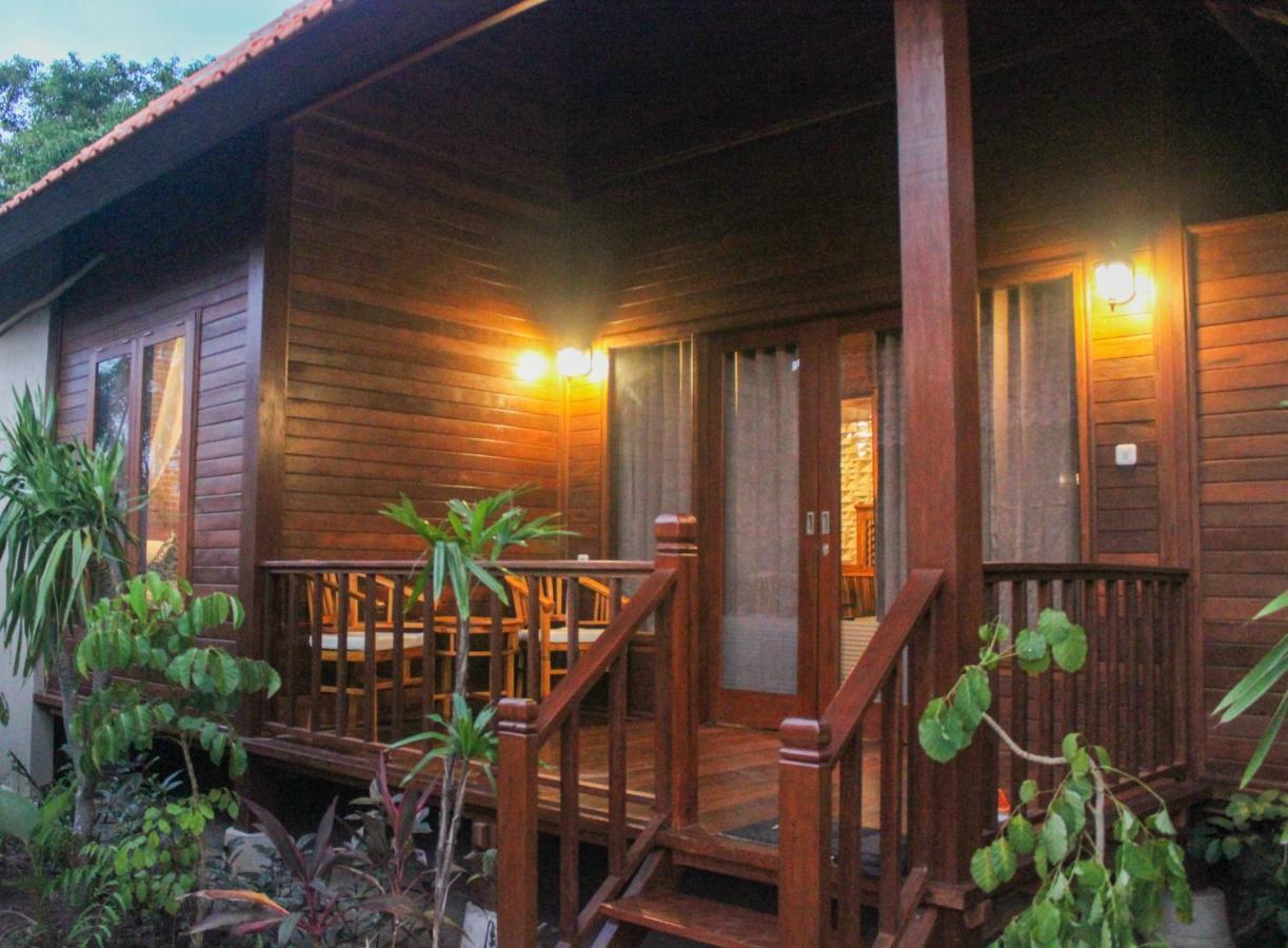 Pattri Garden Lembongan Hotell Exteriör bild