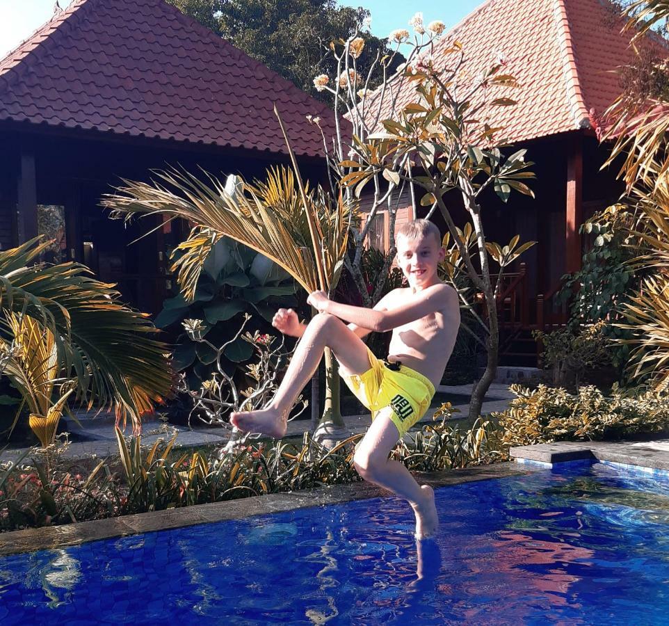 Pattri Garden Lembongan Hotell Nusa Lembongan Exteriör bild