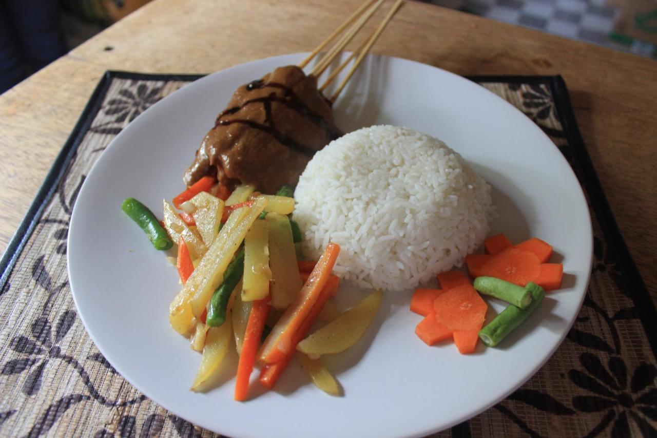 Pattri Garden Lembongan Hotell Nusa Lembongan Exteriör bild